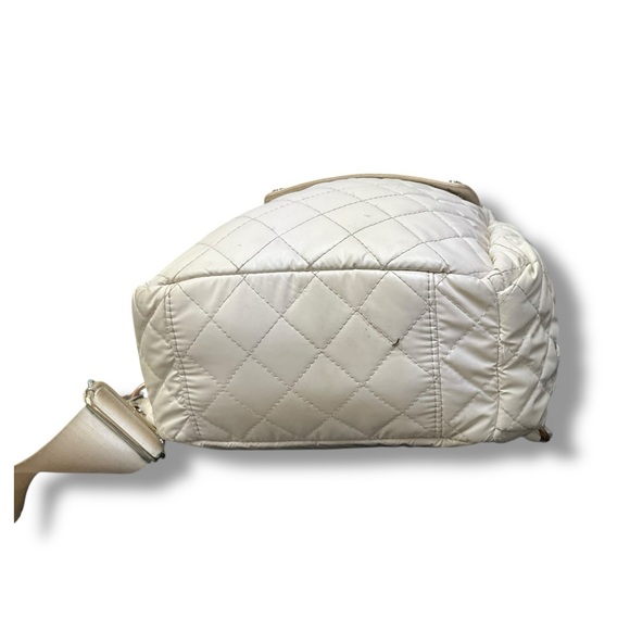✨ Tutilo New York Quilted Sling Backpack 🎒 Cream‎ Nylon Crossbody - Picture 7 of 8